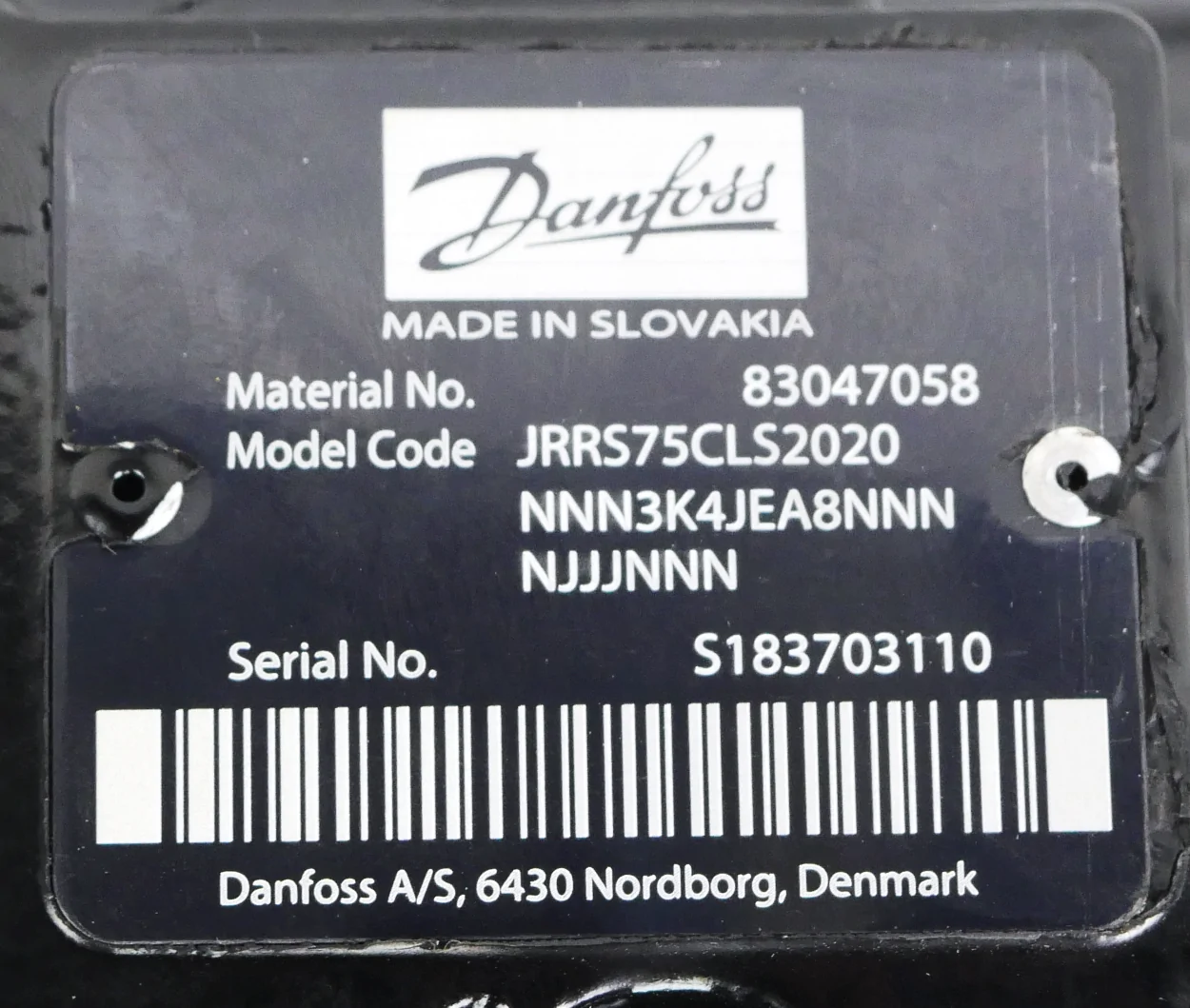 Danfoss-JR-R-S75C-LS-20-20-NN-N-3-K4JE-A8NNNNJJJNNN-nummer